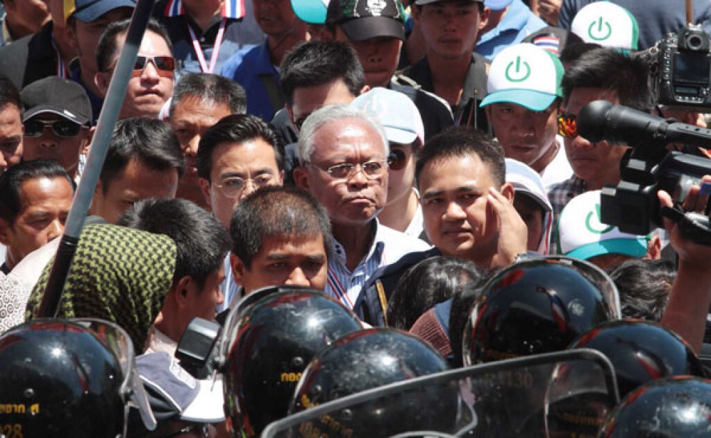 "สุเทพ" ลั่นจัดเลือกตั้งไม่ได้ ต้องปฏิรูปก่อน "สุเทพ" ลั่นจัดเลือกตั้งไม่ได้ ต้องปฏิรูปก่อน