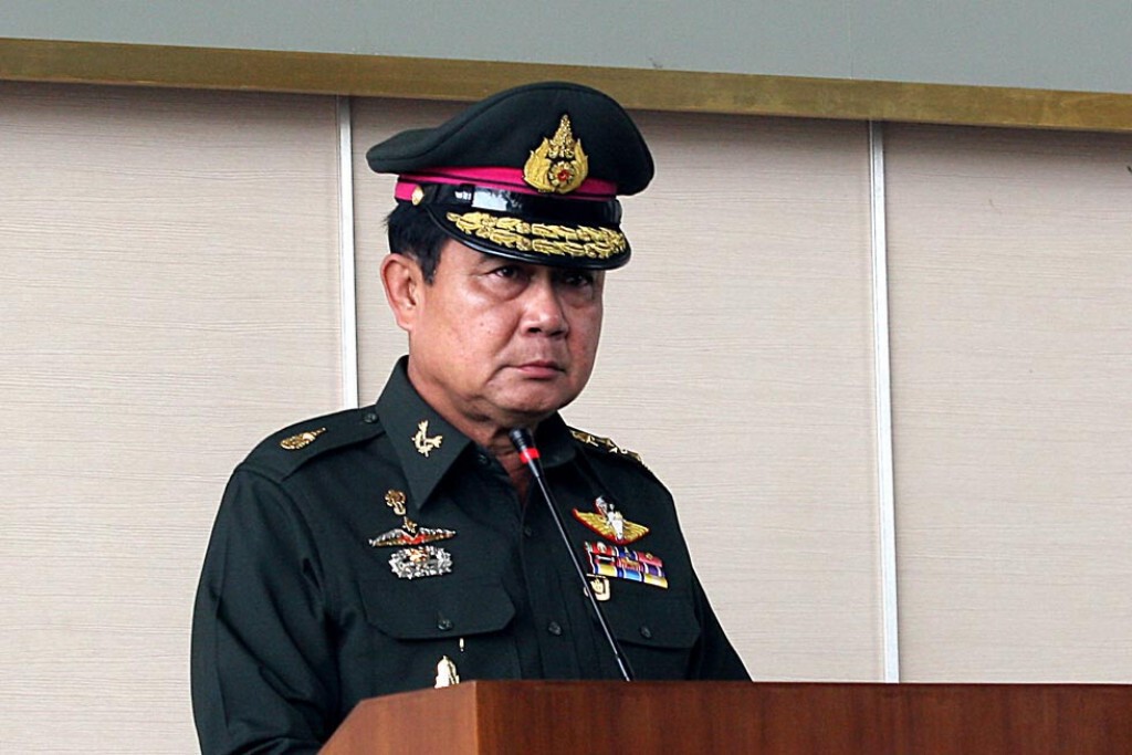 "ประยุทธ์"  สั่งจัดการเด็ดขาด! "กลุ่มปลุกระดม-จับอาวุธสงคราม"