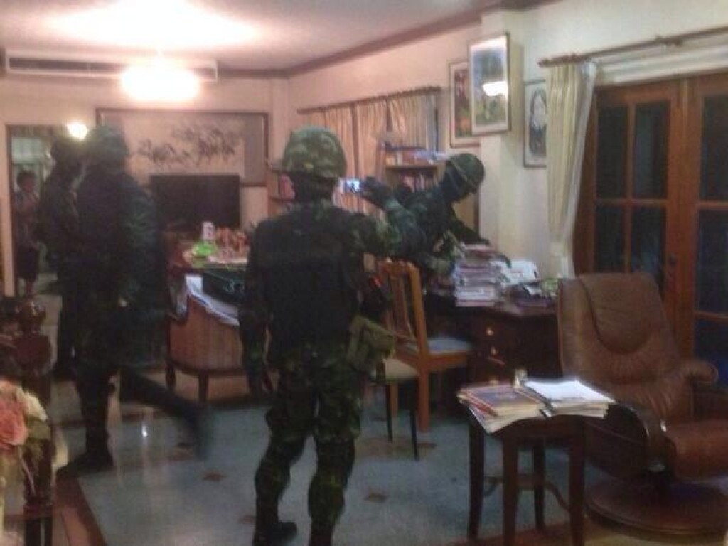 "คสช." เอาจริง! ค้นบ้าน "ธิดาแดง"