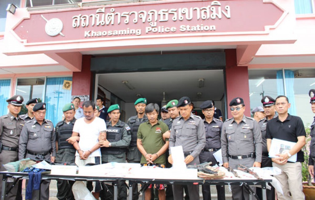 จับคนร้ายบึ้มเวที กปปส.ตราด 2 คน อาวุธเพียบ จับคนร้ายบึ้มเวที กปปส.ตราด 2 คน อาวุธเพียบ