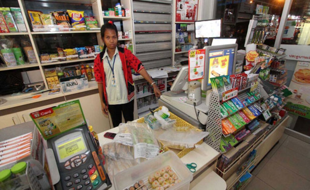 ตร.เผยโจรจี้ร้านเซเว่น 3 แห่งเป็นคนเดียวกัน