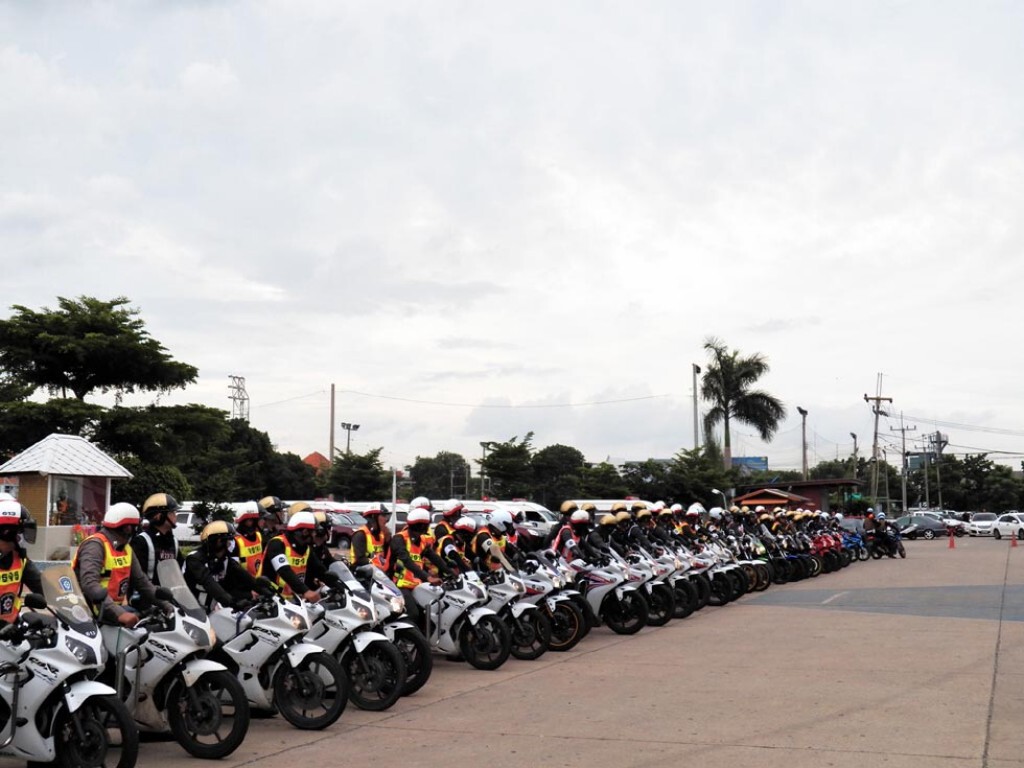 "ตร.ปทุมธานี" กวาดล้างอาชญากรรม "ตร.ปทุมธานี" กวาดล้างอาชญากรรม