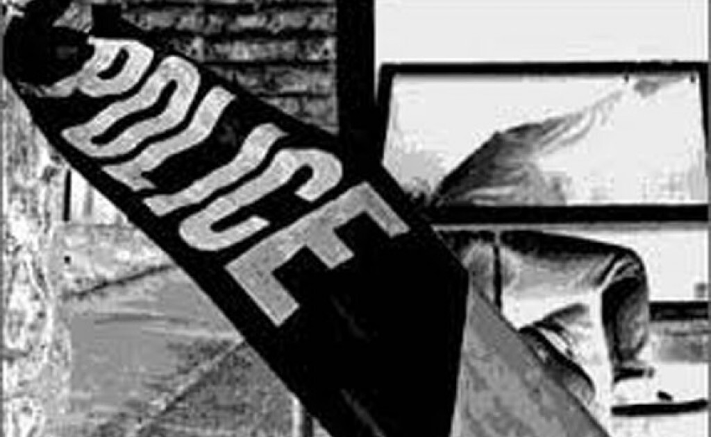 ไล่ล่า "หนึ่งเกาะล้าน" ซิ่ง จยย.ยิงอาสากู้ภัยฯดับ ไล่ล่า "หนึ่งเกาะล้าน" ซิ่ง จยย.ยิงอาสากู้ภัยฯดับ