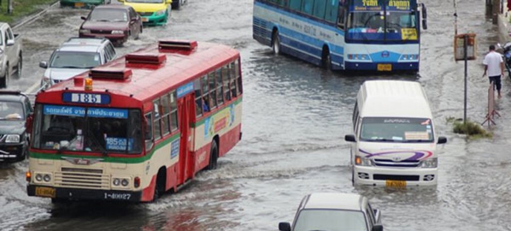 กทม.ประชุมรับมือ ฤดูฝนถล่มกรุง กทม.ประชุมรับมือ ฤดูฝนถล่มกรุง