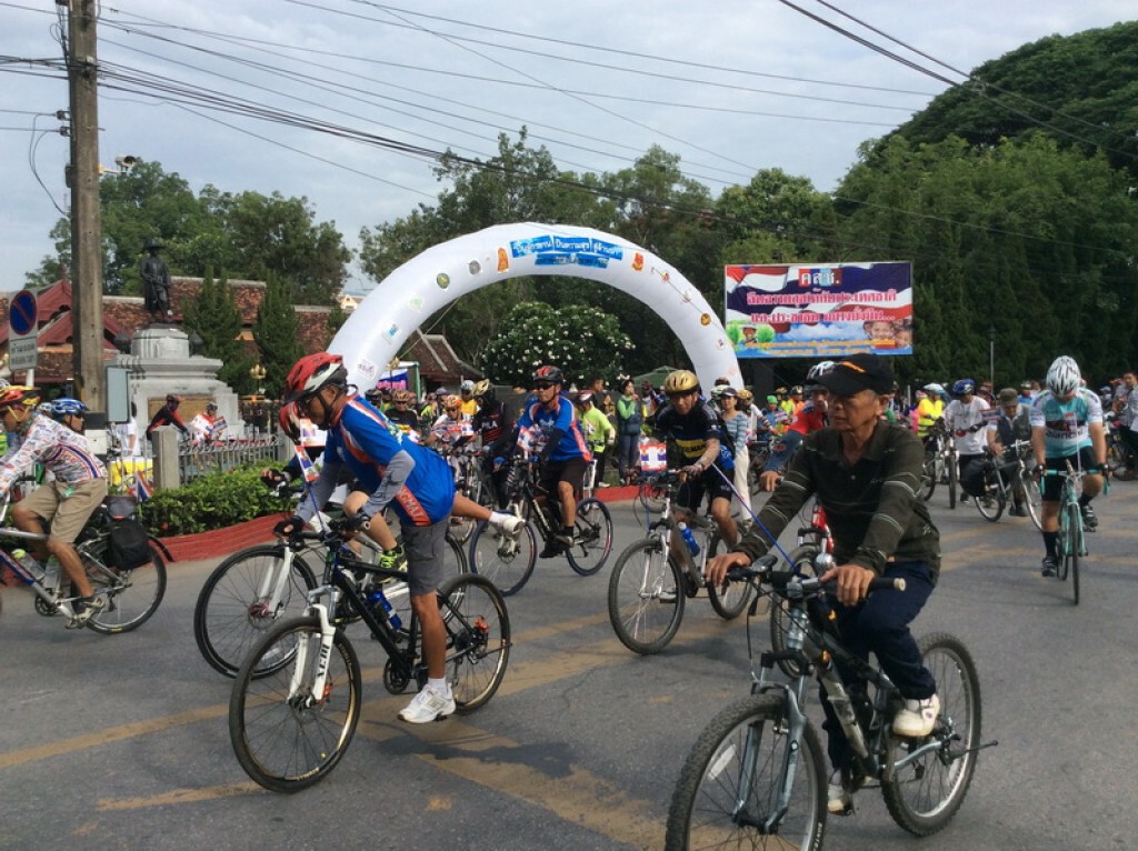 ปั่นจักรยานปันความสุขให้ ปชช.ล้านนา ปั่นจักรยานปันความสุขให้ ปชช.ล้านนา
