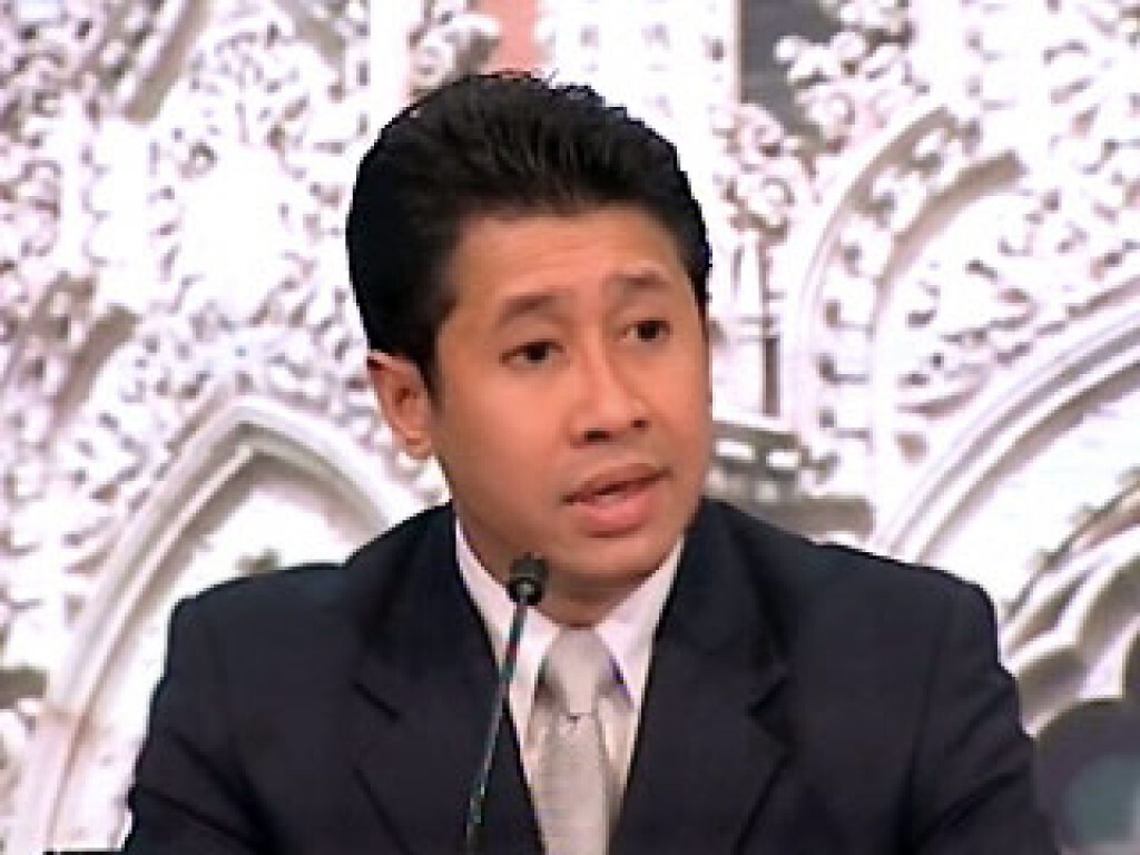 "สมยศ" โต้ "จักรภพ" ไม่จำเป็นต้องสร้างหลักฐานคดีอาวุธปืน