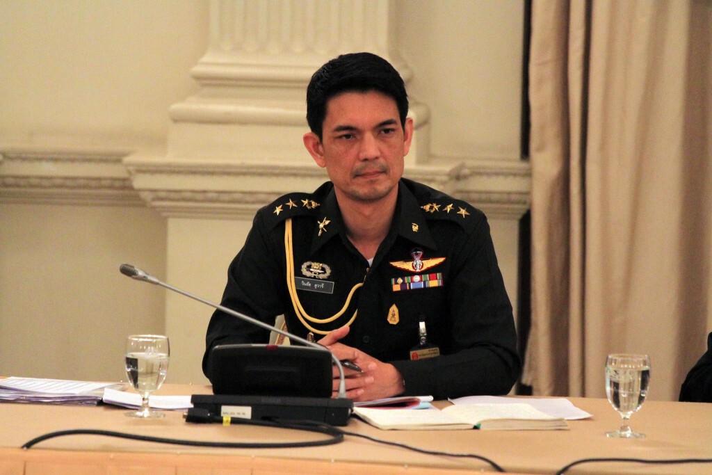 คสช.สั่งหามาตรการ หลังเกิดเหตุ"น้องแก้ม" มอบตร.-ทหารเร่งทำคดี คสช.สั่งหามาตรการ หลังเกิดเหตุ"น้องแก้ม" มอบตร.-ทหารเร่งทำคดี
