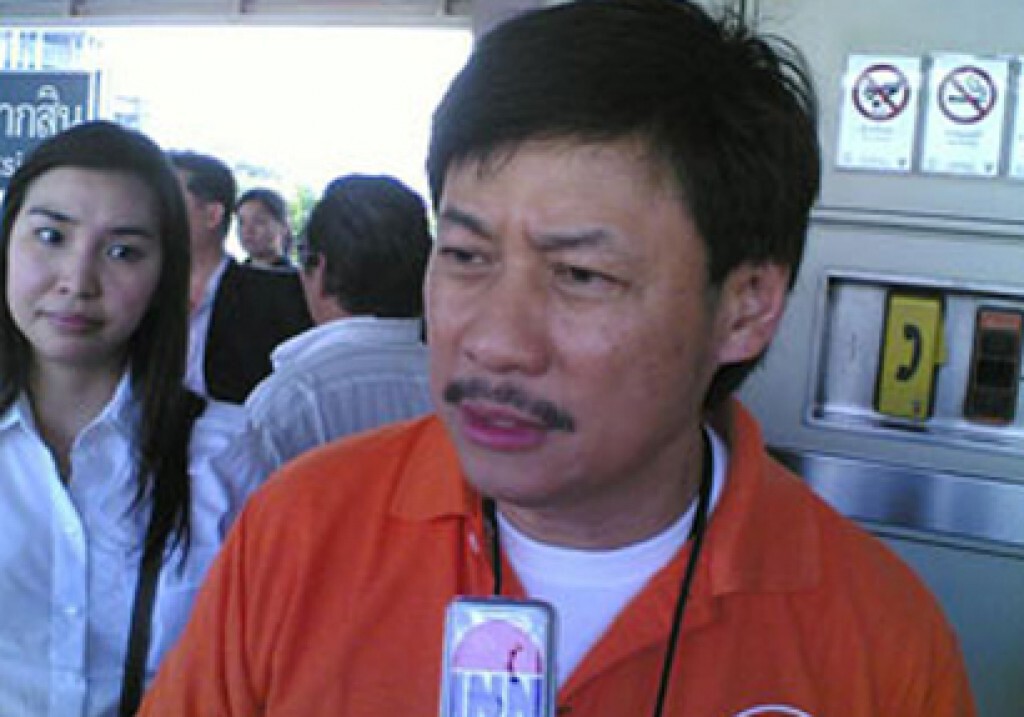 โฆษก "คสช." ขอพิจารณารายละเอียดสังคมจี้ "ประภัสร์" ลาออก