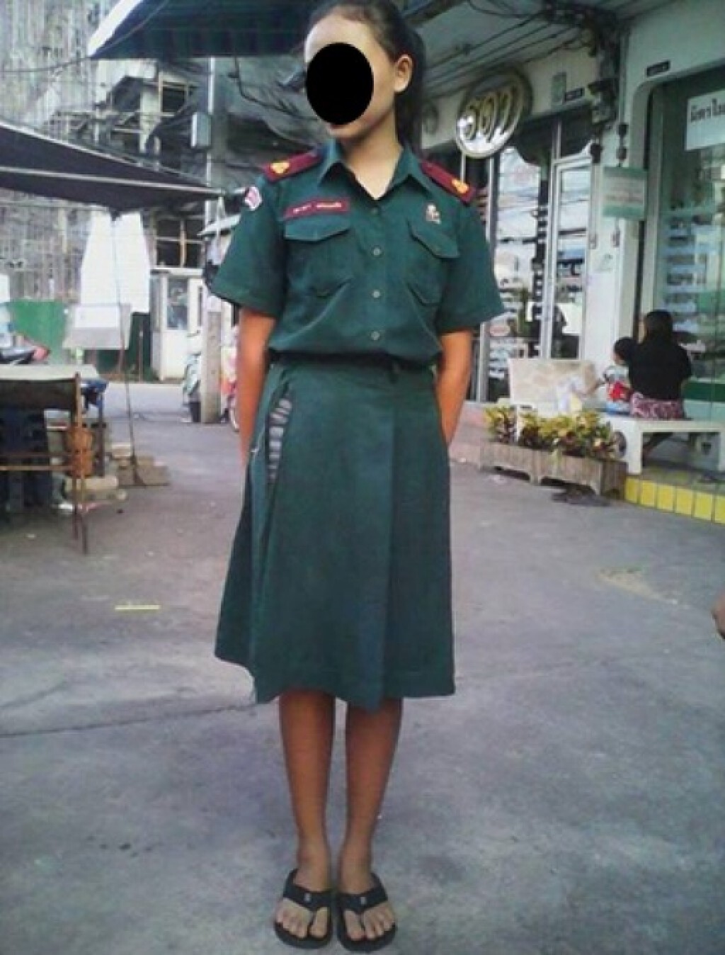 ติง ครูสาวฉีกกระโปรงเด็ก