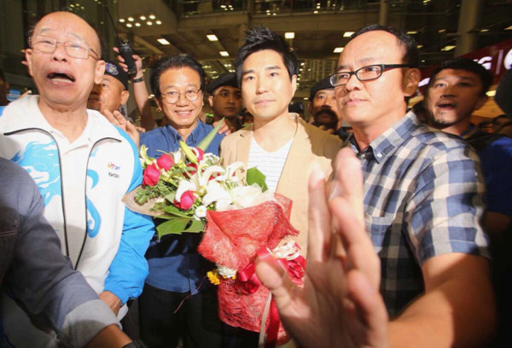"โค้ชเช" ห่วงนักกีฬา กลับไทยเพื่อทอง อลป.