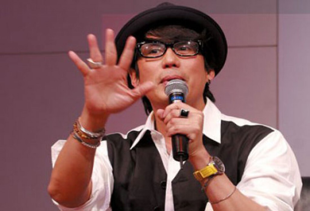 งานคืนความสุขประชาชน "เบิร์ด" ร่วมร้องเพลงพระราชา งานคืนความสุขประชาชน "เบิร์ด" ร่วมร้องเพลงพระราชา