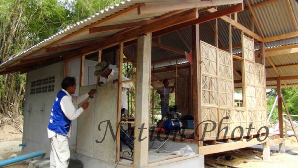 เร่งสร้างบ้าน ตามโครงการบ้านสบายเพื่อยายตา