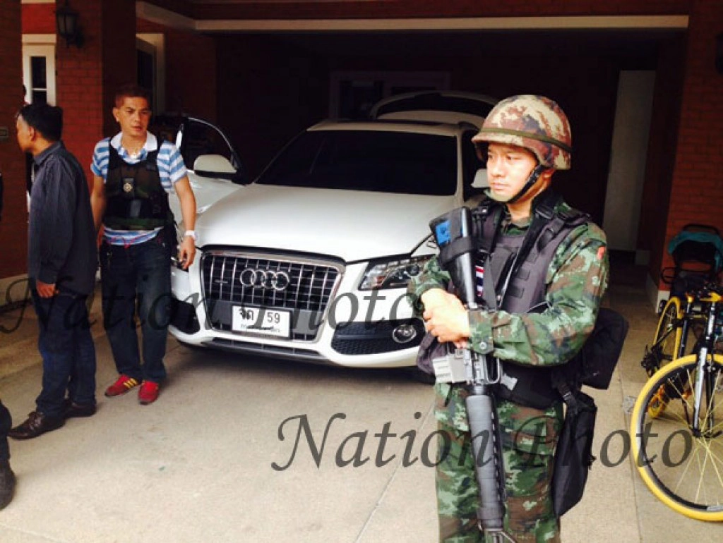 ชุด"ปฏิบัติการอินทรีแดง" บุกจับยึดทรัพย์กว่า 110 ล้านบาท