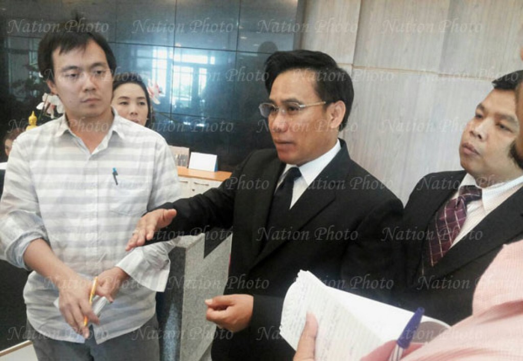 ทนายความ"ยิ่งลักษณ์" ยื่นคำร้องกรณีจำนำข้าว ทนายความ"ยิ่งลักษณ์" ยื่นคำร้องกรณีจำนำข้าว