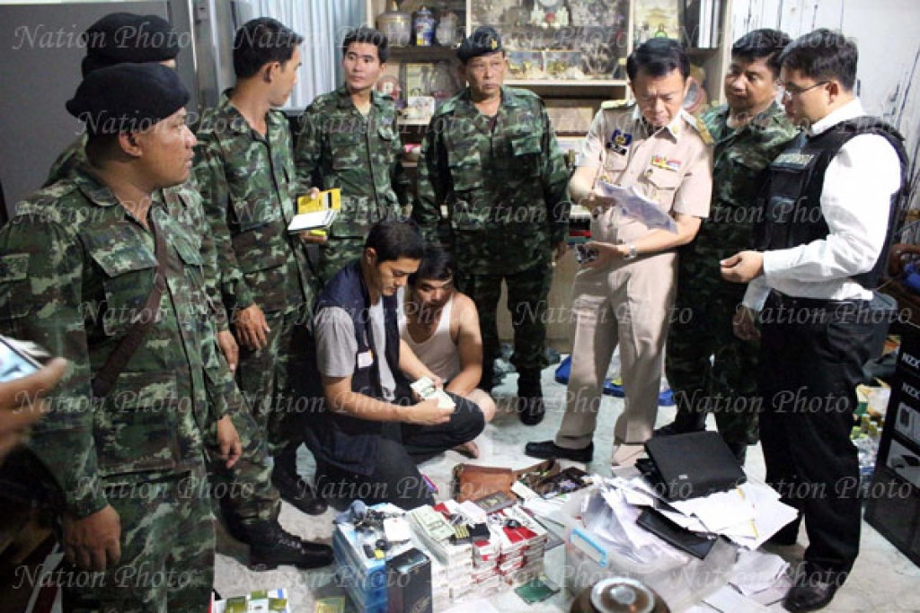 บุกทลายแก๊งมาเฟีย เรียกเก็บค่าคุ้มครองต่างด้าว บุกทลายแก๊งมาเฟีย เรียกเก็บค่าคุ้มครองต่างด้าว