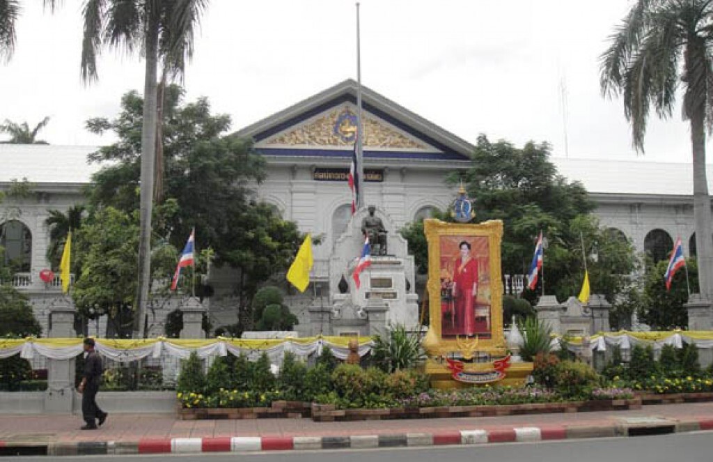 มท. ชง ครม. แต่งตั้ง 37 "อธิบดี -ผู้ว่าฯ - ผู้ตรวจฯ" มท. ชง ครม. แต่งตั้ง 37 "อธิบดี -ผู้ว่าฯ - ผู้ตรวจฯ"