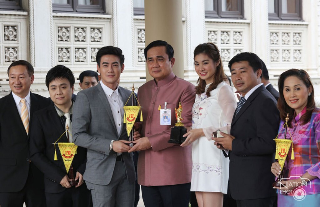 ดารานำธง-กวนอิม มอบ"บิ๊กตู่" ชวนกินเจ