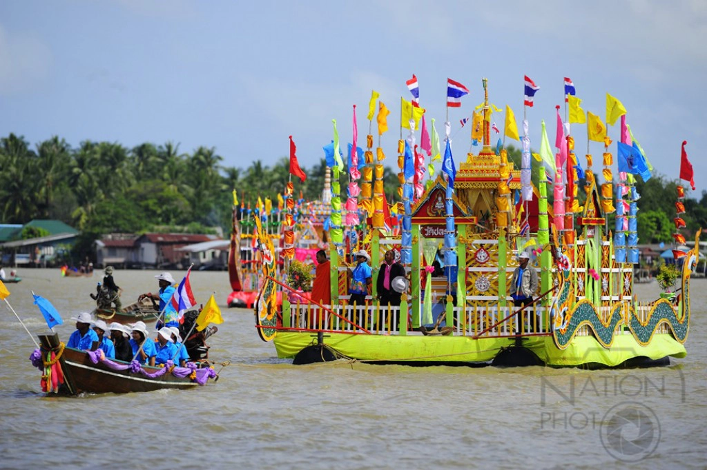 พุ่มผ้าป่าหน้าบ้าน หนึ่งเดียวในโลก "มหัศจรรย์ทำบุญร้อยวัด" ในวันเดียว รับงานบุญออกพรรษา