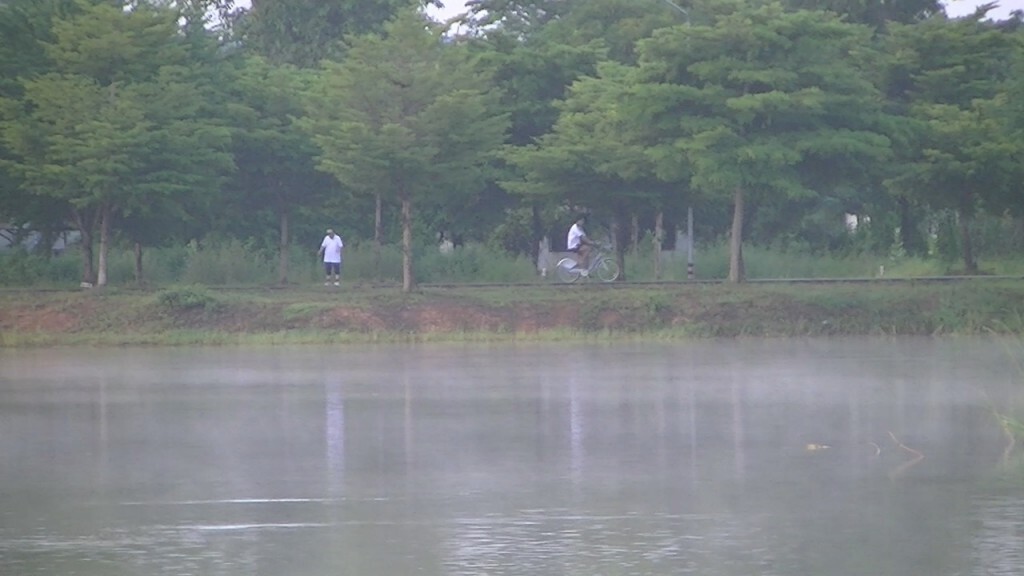 สภาพอากาศเริ่มเย็น ผ่านฝนเข้าสู่หนาว