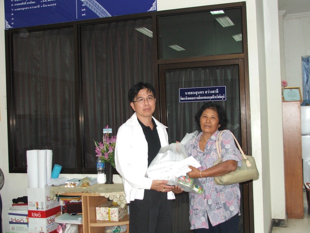 ผู้ว่าฯ ชัยภูมิ สั่งเร่งช่วย เด็ก 2 ขวบป่วยหัวโตนานกว่า 2 ปี ผู้ว่าฯ ชัยภูมิ สั่งเร่งช่วย เด็ก 2 ขวบป่วยหัวโตนานกว่า 2 ปี