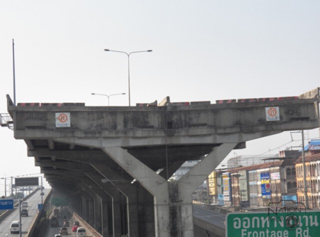 ตำรวจสรุป หญิงวัย 39 ขับรถตกโทลล์เวย์  "อาจไม่ชำนาญทาง"