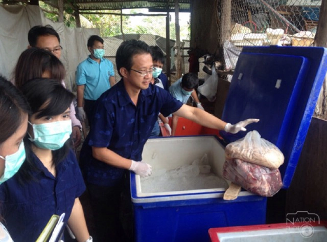 ทลายโรงชำแหละสุนัขท่าแร่ พบ"ซาก-เนื้อ- หนัง" กว่า 1 ตัน