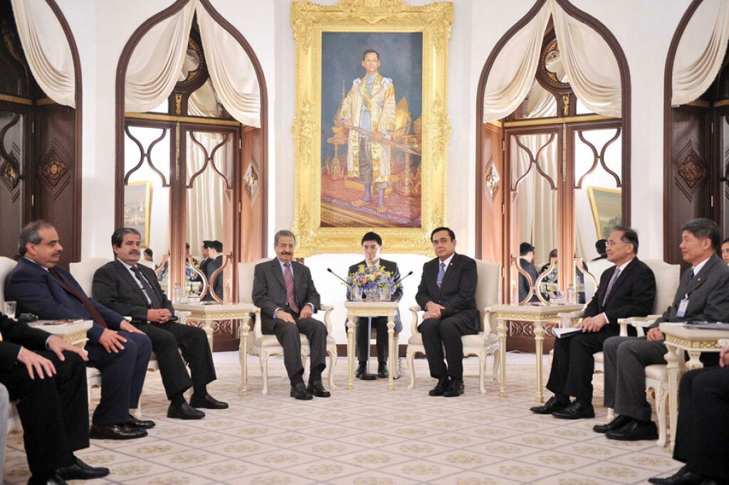 "ประยุทธ์" หารือ "นายกฯบาห์เรน" ปลื้ม เป็นมิตรแท้ "ประยุทธ์" หารือ "นายกฯบาห์เรน" ปลื้ม เป็นมิตรแท้