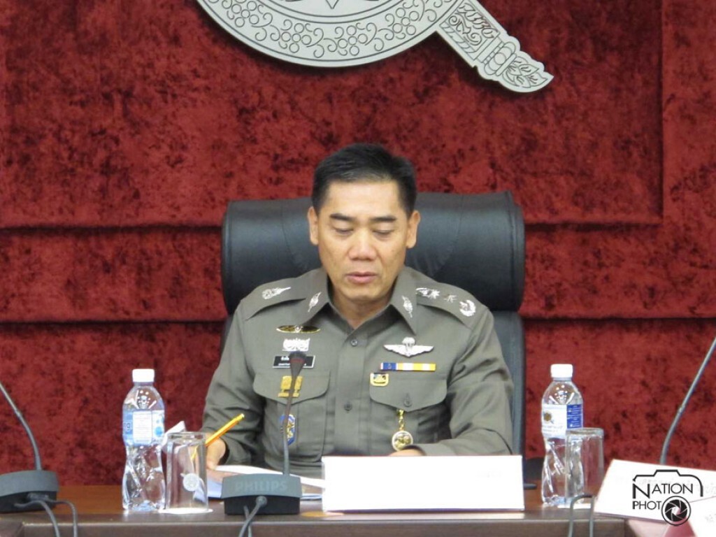 รอง ผบ.ตร.ลงพื้นที่ คดีลอบเผาโรงเรียน 6 แห่ง รอง ผบ.ตร.ลงพื้นที่ คดีลอบเผาโรงเรียน 6 แห่ง
