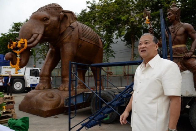 "สุขุมพันธุ์" อัญเชิญ "พระอินทร์ทรงช้างเอราวัณ"