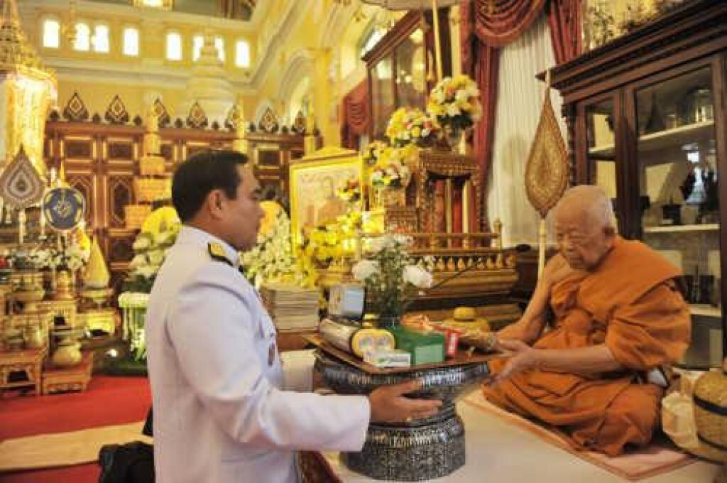 "นายกฯ" บำเพ็ญกุศลครบ 1 ปี "สมเด็จพระสังฆราช"