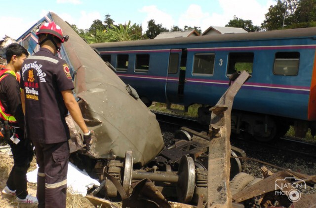รถไฟชนรถขนดิน คร่า 4 ชีวิต สาหัส 8 ราย