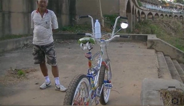 ลุงพิษณุโลกทำจักรยานจากอุปกรณ์ร้านขายของเก่า คนเห็นขอซื้อ ขายได้ราคากว่าหมื่นบาท