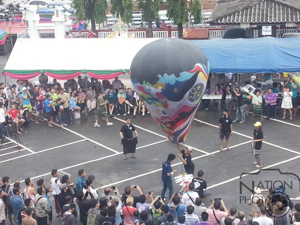 เชียงใหม่จัดประกวดโคมลอยยักษ์ เชียงใหม่จัดประกวดโคมลอยยักษ์
