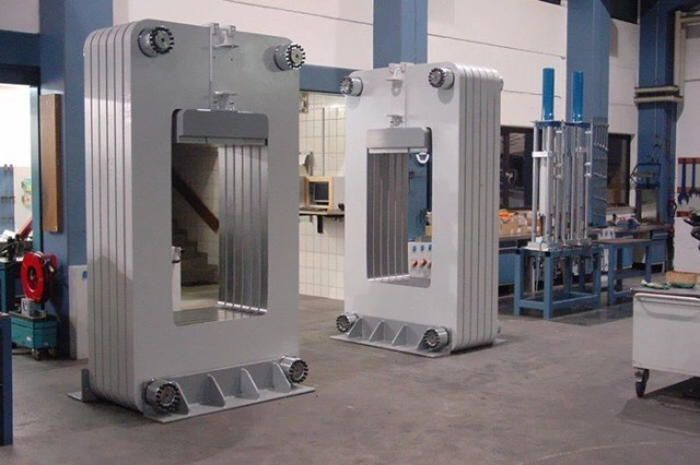 เถ้ากระดูกมนุษย์ สกัดเป็น 'เพชร'