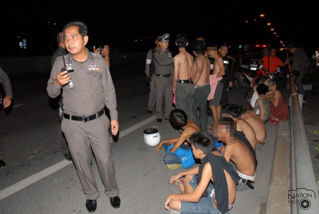 ปิดถนนล้อมจับเด็กแว้น บริเวณถนนกาญจนาภิเษก