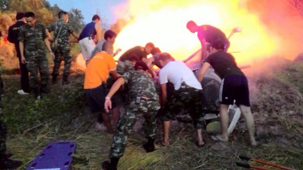 "ฮ.รองแม่ทัพภาค3" ตก พบผู้เสียชีวิต ครบแล้ว 9 คน "ฮ.รองแม่ทัพภาค3" ตก พบผู้เสียชีวิต ครบแล้ว 9 คน