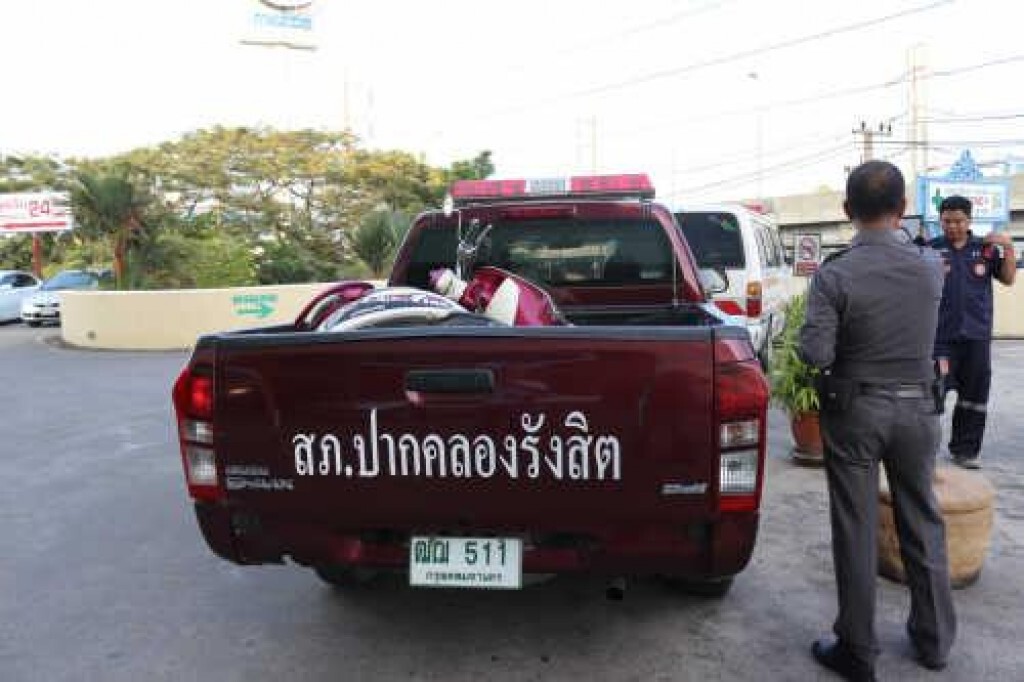 "นักเรียนอาชีวะ" โหดปืนขับจยย.จ่อหัวยิงเทคโนคู่อริตาย1สาหัส2 "นักเรียนอาชีวะ" โหดปืนขับจยย.จ่อหัวยิงเทคโนคู่อริตาย1สาหัส2