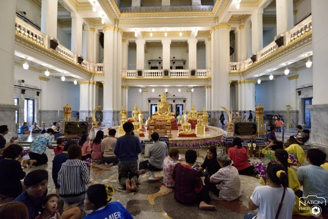 พาเที่ยววัดโสธรวรารามวรวิหาร