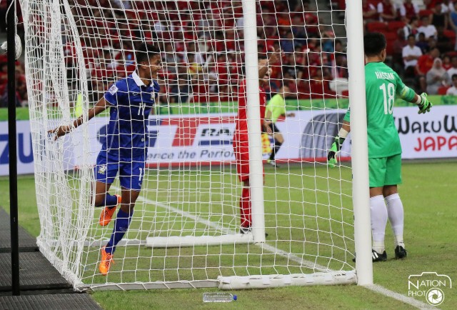 ช้างศึก เฉือนชนะ เจ้าภาพสิงคโปร์ 2-1 เอเอฟเอฟ ซูซูกิคัพ 2014
