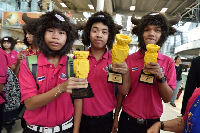 เด็กไทยสุดยอดคว้าแชมป์โลก 2 รายการ แข่งขันโอลิมปิกหุ่นยนต์โลก 2014 ที่ประเทศรัสเซีย