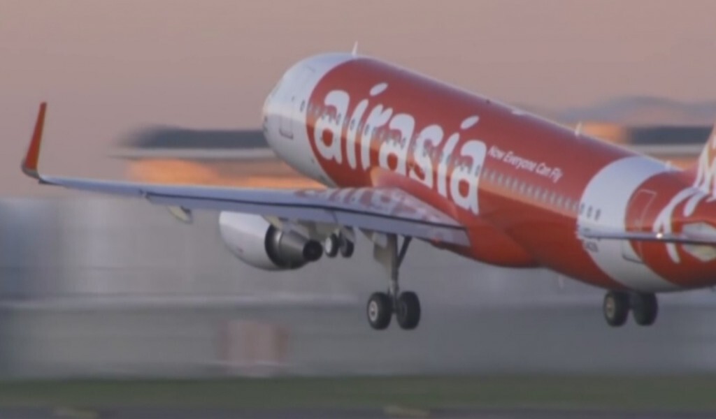 ศึกสายการบินอาเซียน : AIR ASIA สุดยอดสายการบินราคาประหยัด ศึกสายการบินอาเซียน : AIR ASIA สุดยอดสายการบินราคาประหยัด