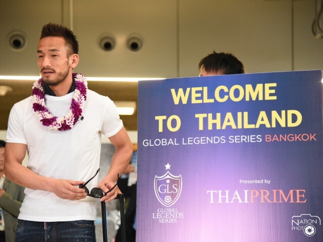 3 นักเตะสุดยอดในตำนาน เดินทางมาถึงไทยแล้ว