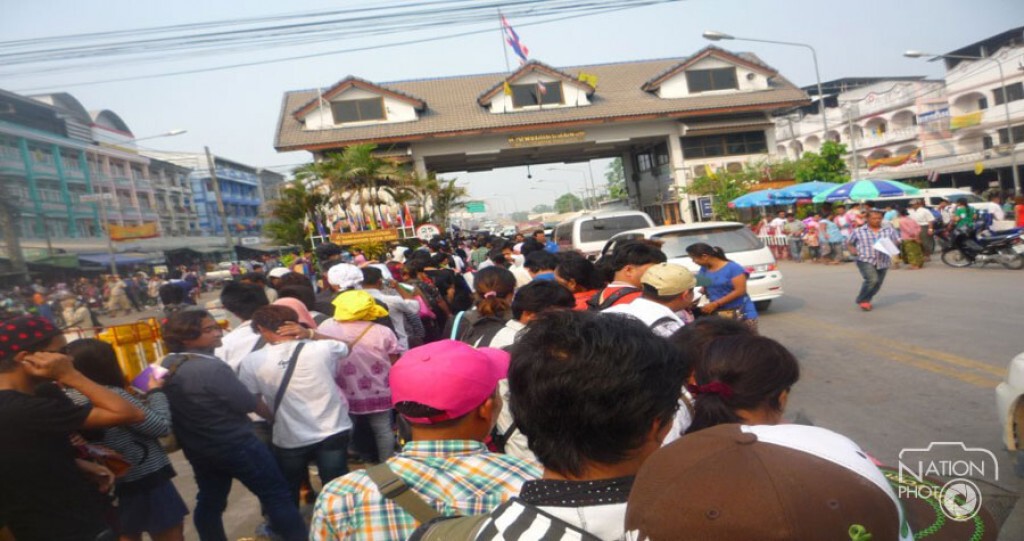 รมช.พาณิชย์เชื่อปี 58 ค้าชายแดนแม่สอด พุ่ง 1.5 แสนล้าน
