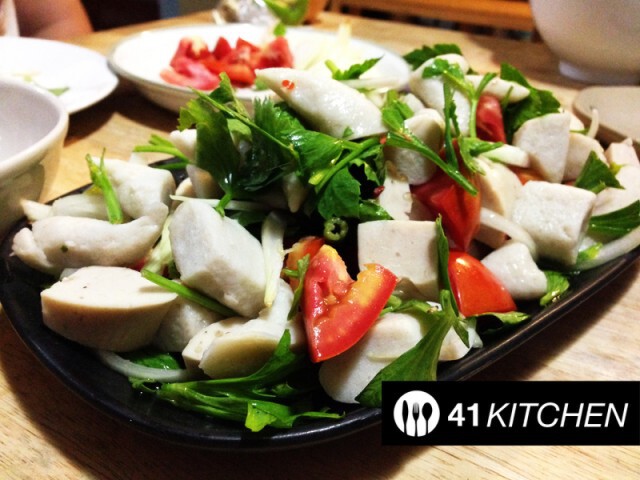 Cooking is Fun : ยำลูกชิ้นปลาหมูยอ