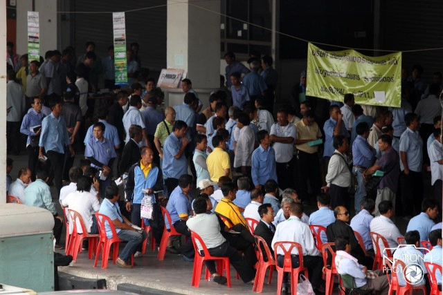 โชเฟอร์แท็กซี่ นำรถมาปรับจูนมิเตอร์อัตราใหม่