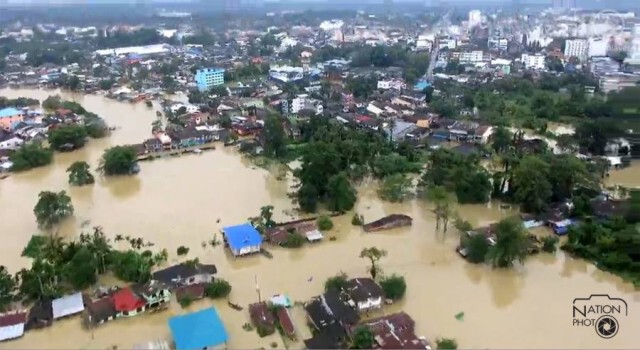 นราธิวาสยังอ่วมหนัก  โรงเรียนกว่า 150 แห่ง ปิดต่อเนื่อง