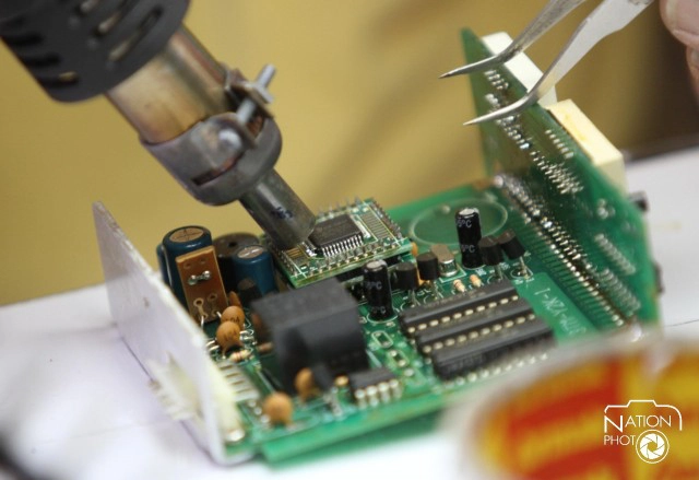 โชเฟอร์แท็กซี่ นำรถมาปรับจูนมิเตอร์อัตราใหม่