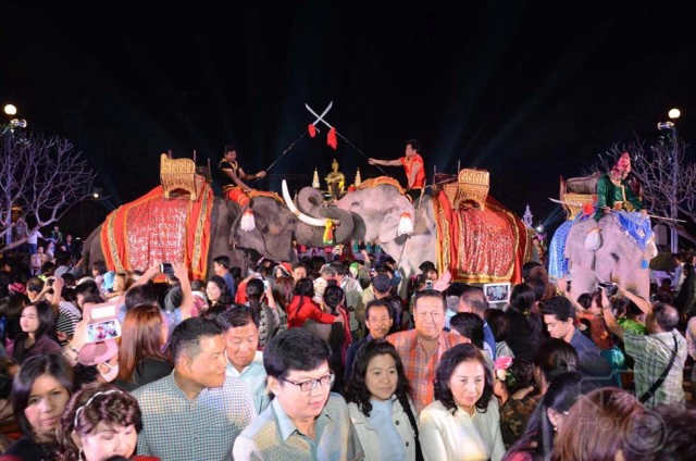 จังหวัดสุโขทัย ร่วมกับ ปกครองท้องถิ่น จัดเทิดพระเกียรติวันพ่อขุนรามคำแหงมหาราช