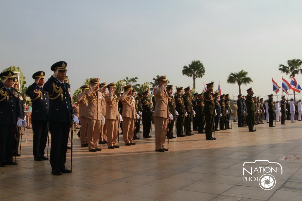 พิธีวางพวงมาลาสักการะดวงวิญญาณนักรบไทย เนื่องในวันกองทัพไทย พิธีวางพวงมาลาสักการะดวงวิญญาณนักรบไทย เนื่องในวันกองทัพไทย