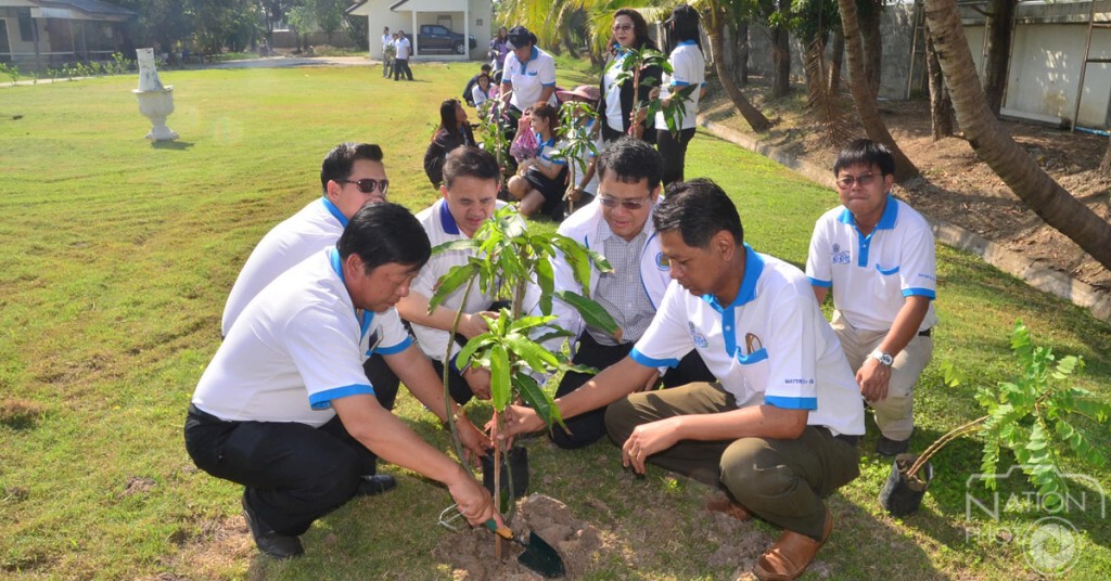 ชลประทานปลูกต้นไม้เฉลิมพระเกียรติ ป้องกันตลิ่งพังช่วงหน้าแล้ง ชลประทานปลูกต้นไม้เฉลิมพระเกียรติ ป้องกันตลิ่งพังช่วงหน้าแล้ง